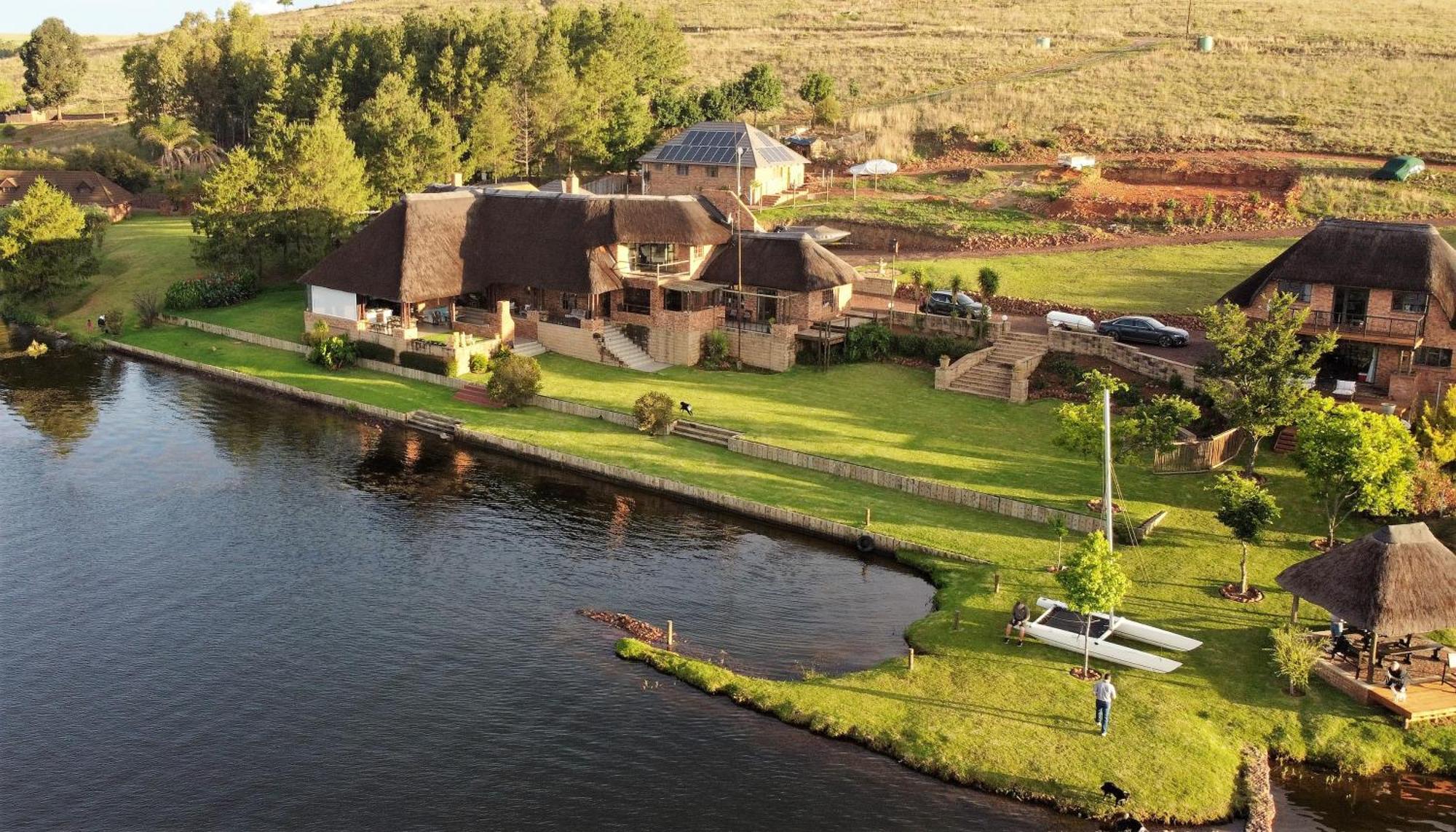 Sedgefield Lodge Witbank Bagian luar foto